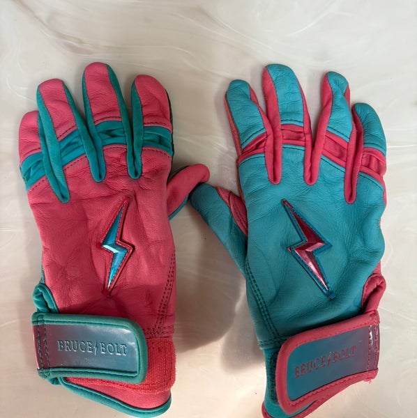 2023 RH Softball Glove (New)
