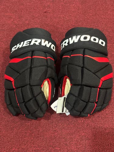 Chicago Blackhawks Sher-Wood Rekker Morph 1 Gloves (New) Item#CHOF