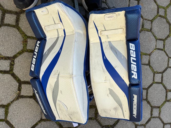 22" Bauer Prodigy Goalie Leg Pads (Used)