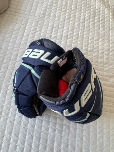 Bauer Vapor Hyperlite Gloves 13" (Used)