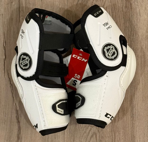 Senior Small CCM 19K Elbow Pads Pro Stock (New)