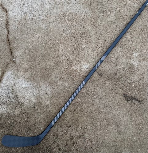 Warrior Alpha LX2 Right Handed W77 75 flex Pro Stock Stick Item#PSW59