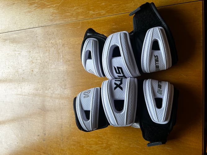 STX Stallion HD Arm Pads