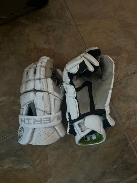 Maverik M4 Lacrosse Gloves Medium (Used)