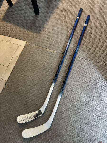 Senior Bauer Twitch Right Handed Hockey Stick P92 77 Flex Pro Stock Toronto Maple Leafs Jarnkrok