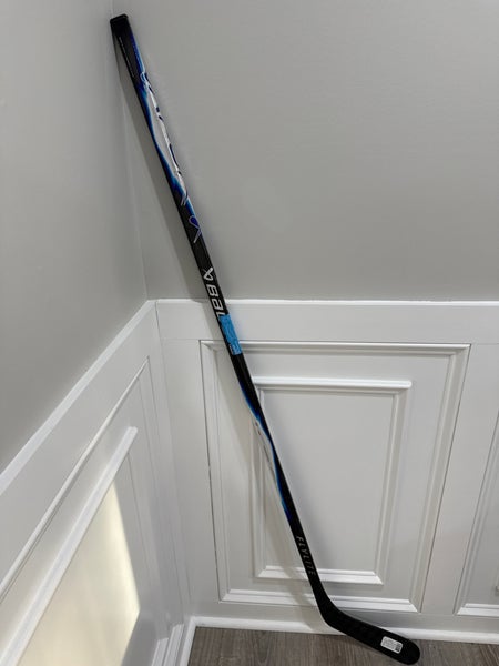 Senior Bauer Vapor FlyLite Left Handed Hockey Stick P92 (New) 77 flex blue