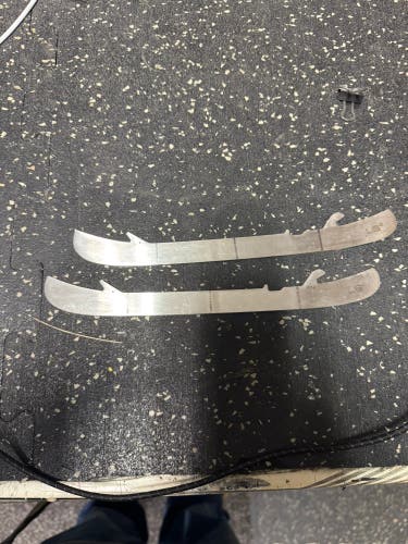 Bauer LS2 (Used) steel set