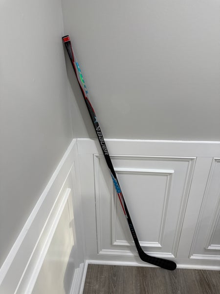 Senior Bauer Vapor FlyLite left Handed Hockey Stick P92 77 Flex (New) USA flag  red white and blue