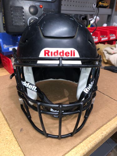 USED RIDDELL FLEX ADULT HELMET - MEDIUM - FLAT BLACK