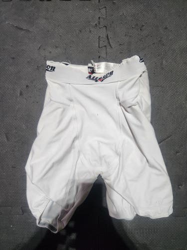 Medium Adult Rawlings (Used)