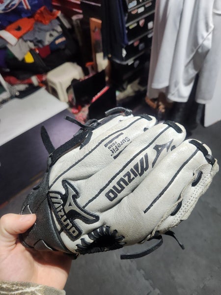 Mizuno Baseball Glove (Used)