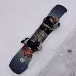 Women's Jones Twin Sister Snowboard All Mountain With Bindings Directional Twin 140 cm (Used)