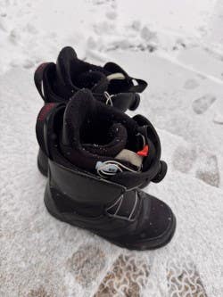 Women's Size M 6.5 (W 7.5) Burton Mint Boa Snowboard Boots All Mountain (Used)