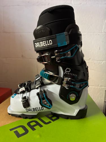 Mondo 23.5 Women's Dalbello Panterra 95 W ID GW LS Ski Boots Medium Flex (New)