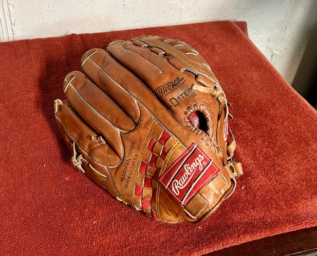 Rawlings Premium Series H2600 glove.  RHT 12”