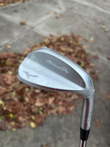 Mizuno Pro T-1 Satin Gap Wedge 50 / 8 Tour Issue S400 Stiff Flex 35.5 NEW