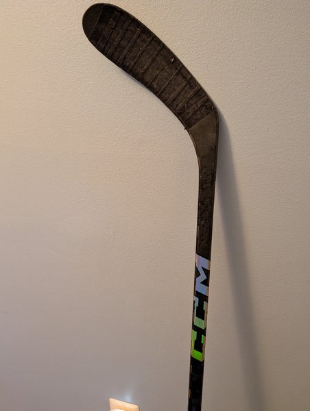 Youth CCM Ribcor Trigger 9 Pro Left Hand Hockey Stick P28 30 Flex (Used)