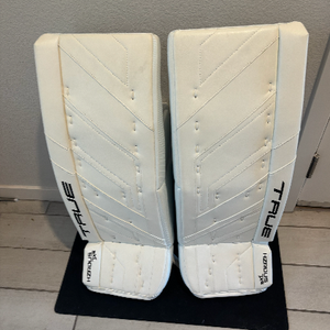 True HZRDUS 7X4 Goalie Leg Pads 32+2 (New)