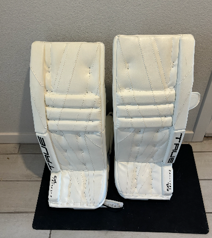 True HZRDUS 7X3 Goalie Leg Pads 30+2 (New)