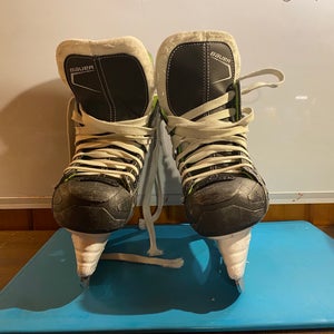 Bauer XLS Hockey Skates Size 1.5 (Used)