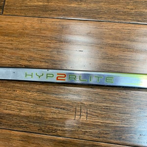 Senior Bauer Vapor Hyperlite 2 Right Handed Hockey Stick P28 70 Flex (Used)
