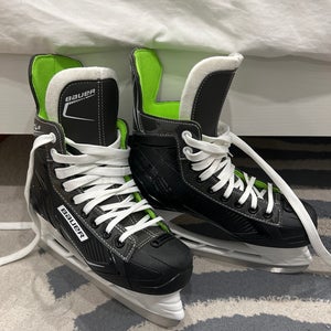 2021 Bauer X-LS Hockey Skates Size 5 (Used)
