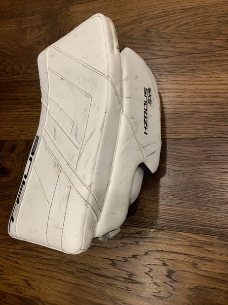 TRUE HZRDUS 9X4 Senior Goalie Blocker (Used)