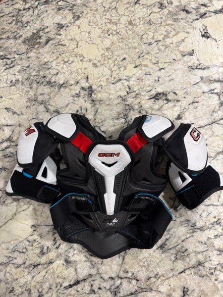 Large Junior CCM JetSpeed FT6 Pro Shoulder Pads (Used)