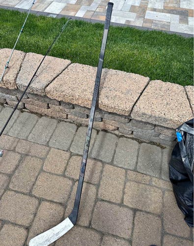 Intermediate CCM FT Ghost Right Handed Hockey Stick P29 40 Flex (Used)