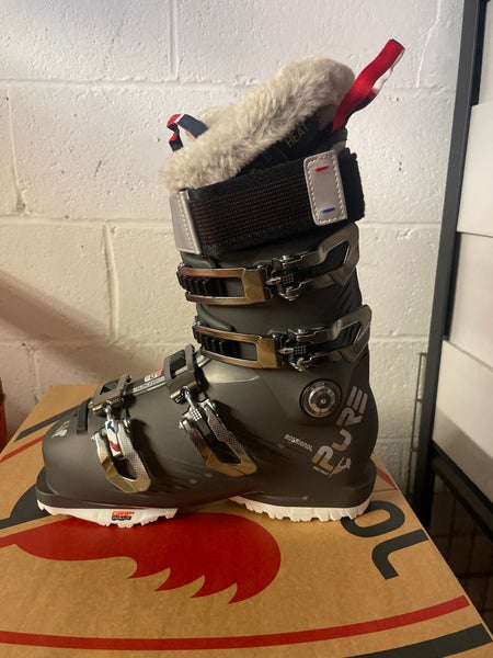 Mondo 23 & 23.5 Women's Rossignol Pure Pro Heat GW All Mountain Ski Boots Medium Flex (New)