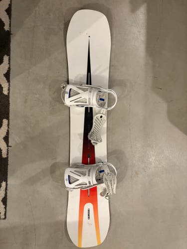 154W Burton Flying V Custom with bindings
