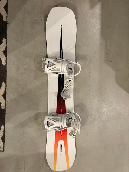 154W Burton Flying V Custom with bindings