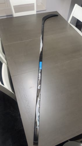 Bauer Vapor FlyLite Left Hand Hockey Stick P92 77 Flex (New)