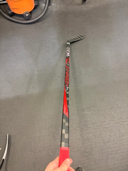 Senior CCM JetSpeed FT7 Pro Right Handed Hockey Stick 85 Flex (Used)