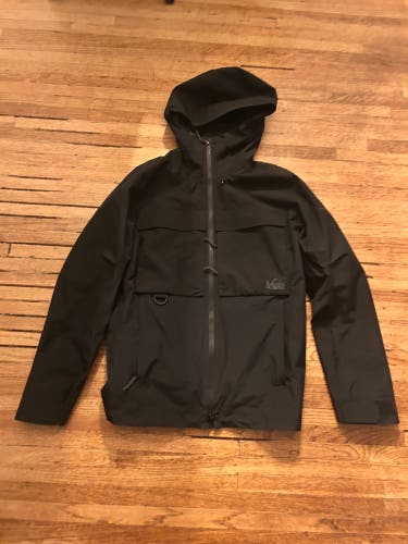 Black Men's Small Gore Tex REI Jacket (Used)