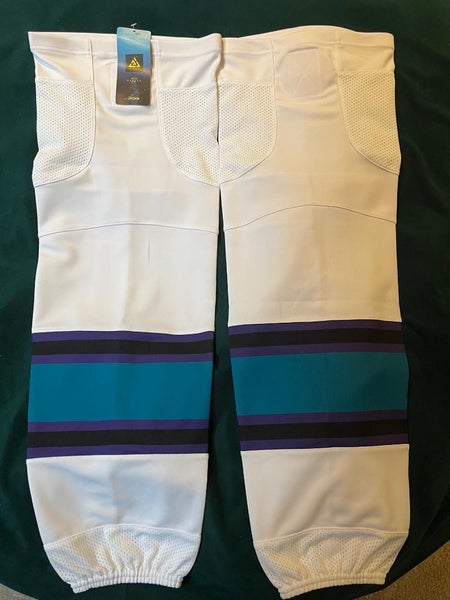 White, Teal, Purple, Black Senior Large Socks Size32(New)