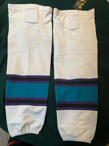 White, Teal, Purple, Black Senior Large Socks Size30(New)