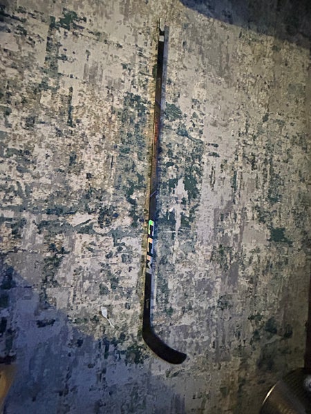 Senior CCM Ribcor Trigger 9 Pro Right Handed Hockey Stick P29 75 Flex (New)