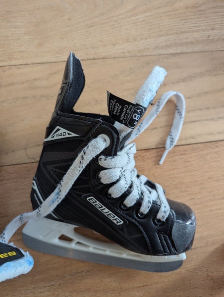 Bauer Supreme 140 Hockey Skates Youth 8 (Used)