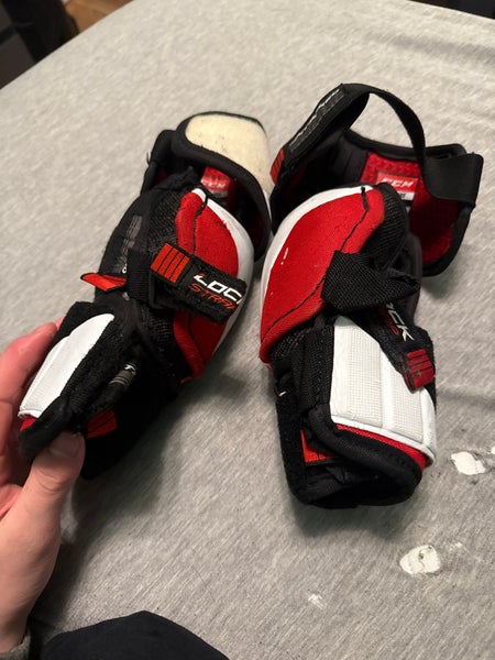 Junior Large CCM JetSpeed FT4 Pro Elbow Pads (Used)