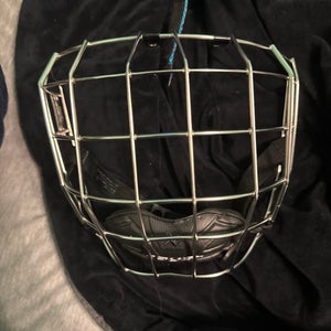Medium Bauer Profile III Facemask Full Cage (New)