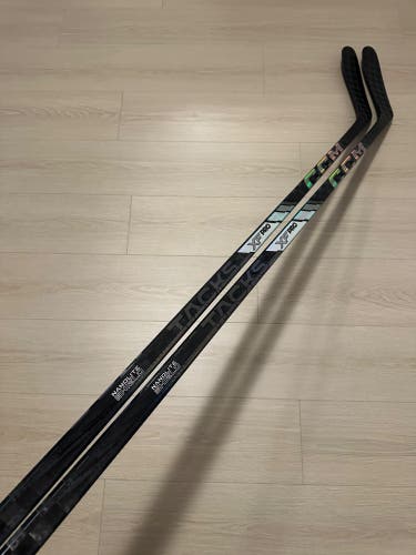 (2-pack) New Pro Stock CCM Trigger 9 Pro (Dressed as XF Pro) P46 75 Flex