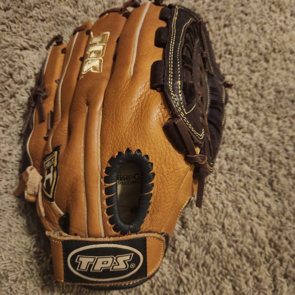 Louisville Slugger RH Helix Series TPS Softball Glove 13" Game Ready/ Excellent Condition