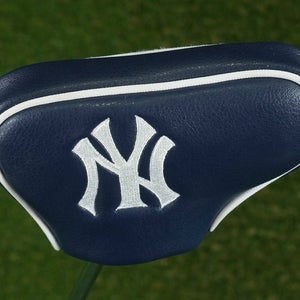 TEAM GOLF NEW YORK YANKEES BLADE PUTTER HEADCOVER MLB BASEBALL BLUE / WHITE