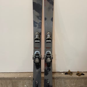 2025 K2 Mindbender 179 cm Powder Skis With Bindings (Used)
