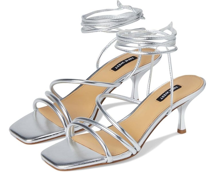 Nine West Hendy Sandals Women's 7 Silver Leather Ankle Strap Kitten Heel TZP936