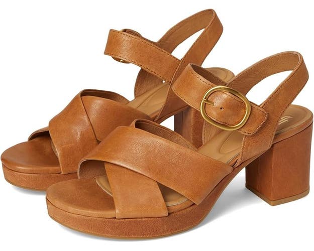 Sofft Lizzie Strappy Women's 8 Luggage Leather Block Heel Casual Sandals TZP751