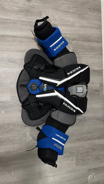 Small Vaughn Velocity V9 Goalie Chest Protector Pro Stock (used)