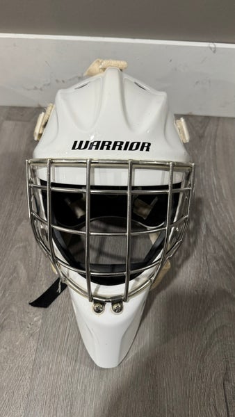 Senior medium 2021 Warrior R/F1 Goalie Mask (Used)
