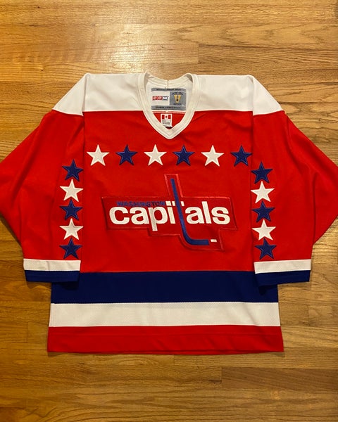 Vintage Washington Capitals Red Hockey Jersey
